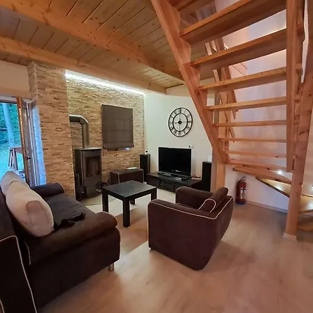 Przystanek Jezioro - Kaszuby * Studzienice